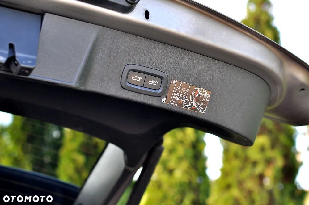 Volvo XC 40 T5 Recharge DKG Inscription Expression - 21