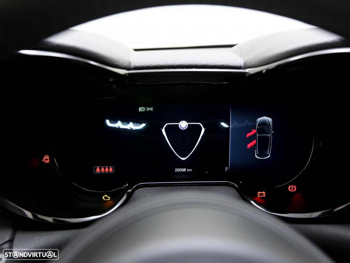 Alfa Romeo Tonale 1.3 Plug-In Hybrid Veloce e-AWD - 24
