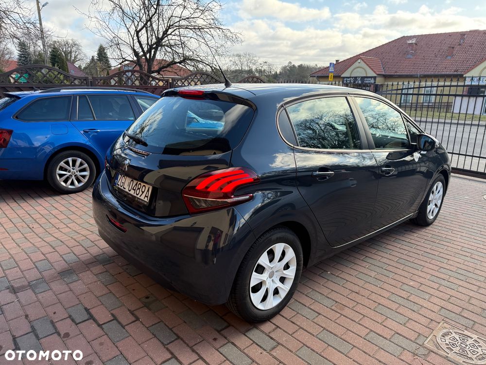 Peugeot 208 PureTech 68 Like - 5