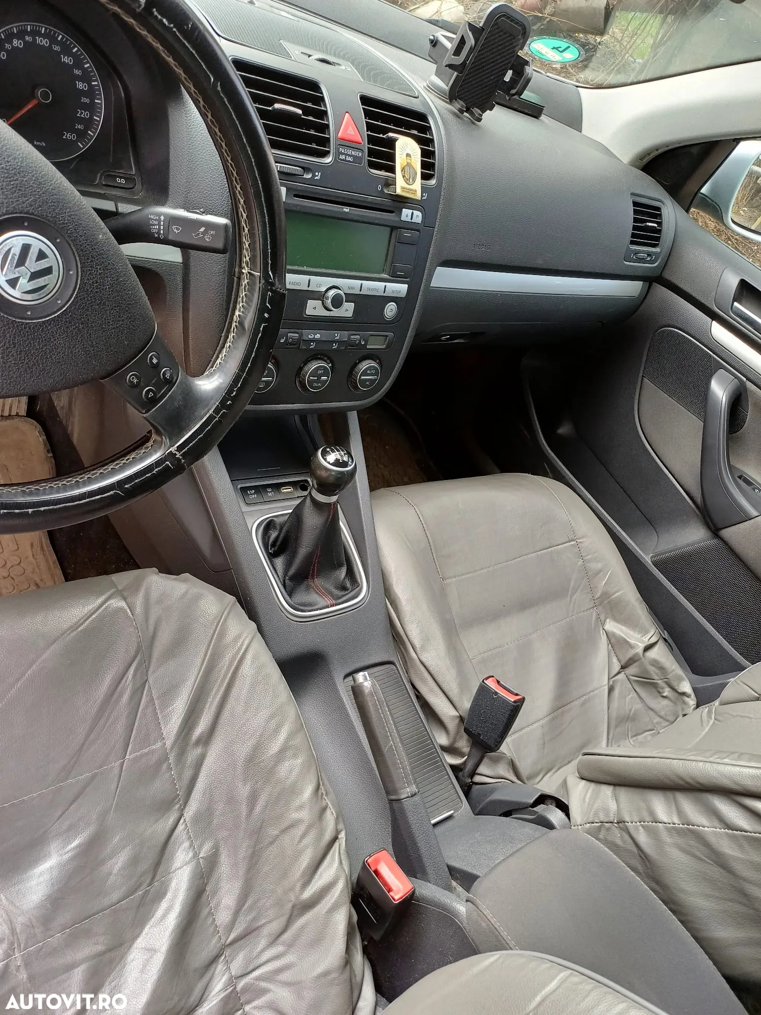 Volkswagen Jetta - 13