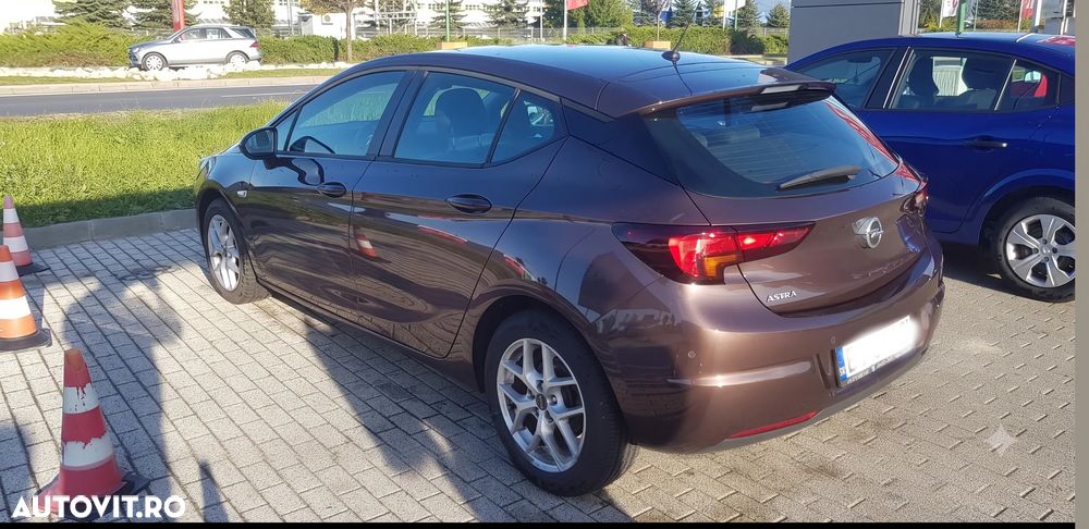 Opel Astra 1.4 Turbo ECOTEC Enjoy - 4