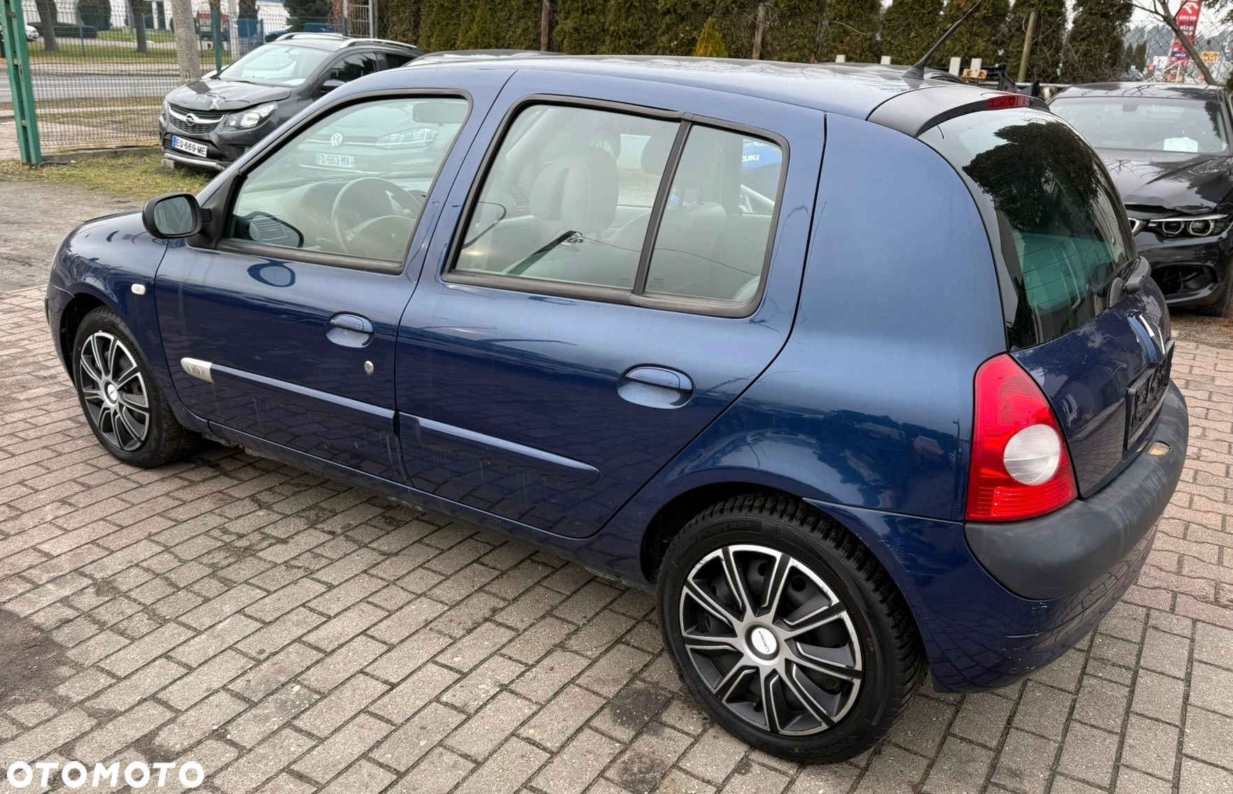 Renault Clio - 6