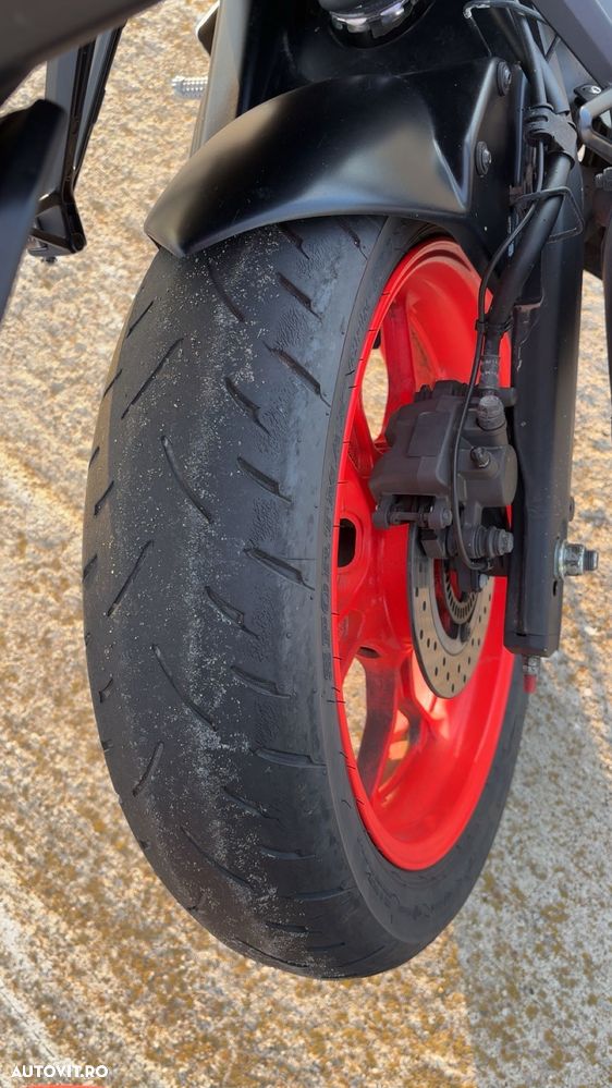 Yamaha MT-03 - 10