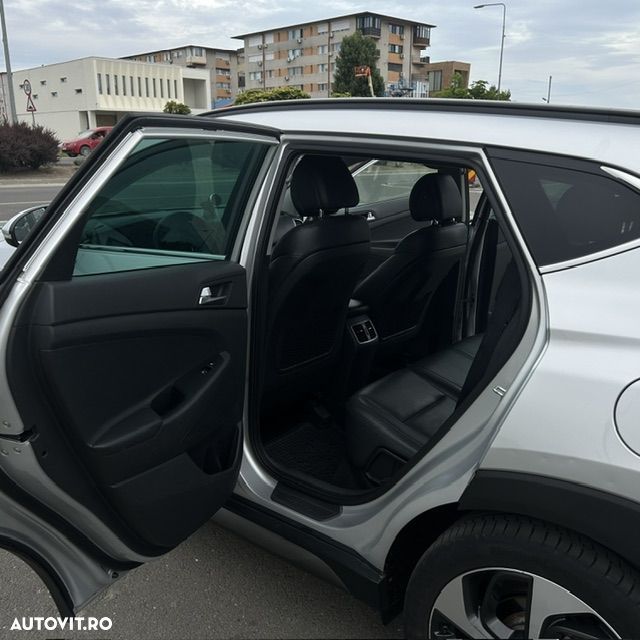 Hyundai Tucson 1.6 T-GDi 4WD 7DCT Luxury Pack+ - 33
