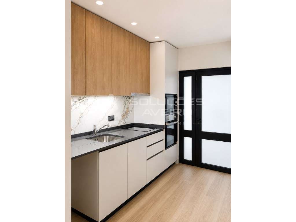 Apartamento T0 com garagem privativa - Centro de Aveiro! - Grande imagem: 4/7