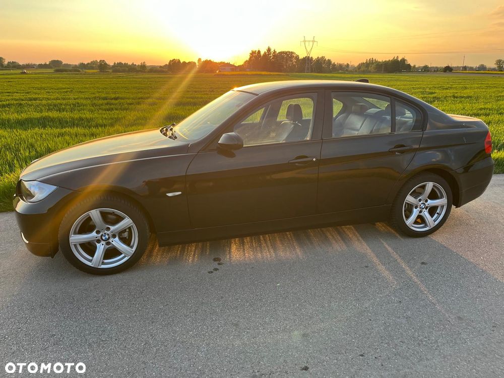 BMW Seria 3 - 36