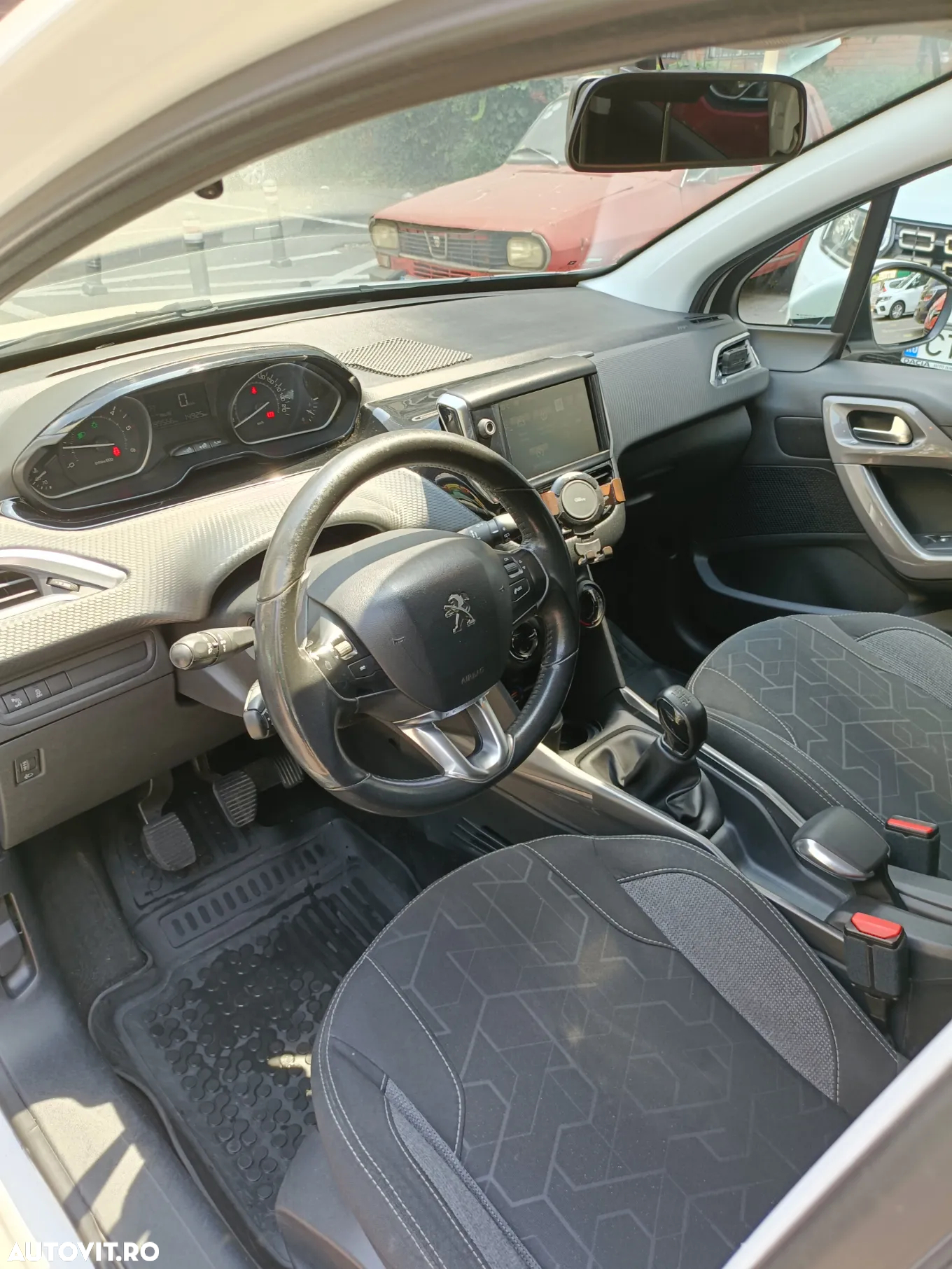 Peugeot 2008 1.6 BlueHDi FAP Active - 11