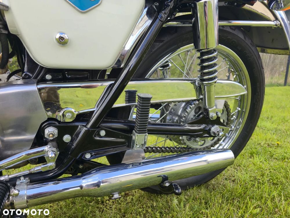 Honda CB - 7