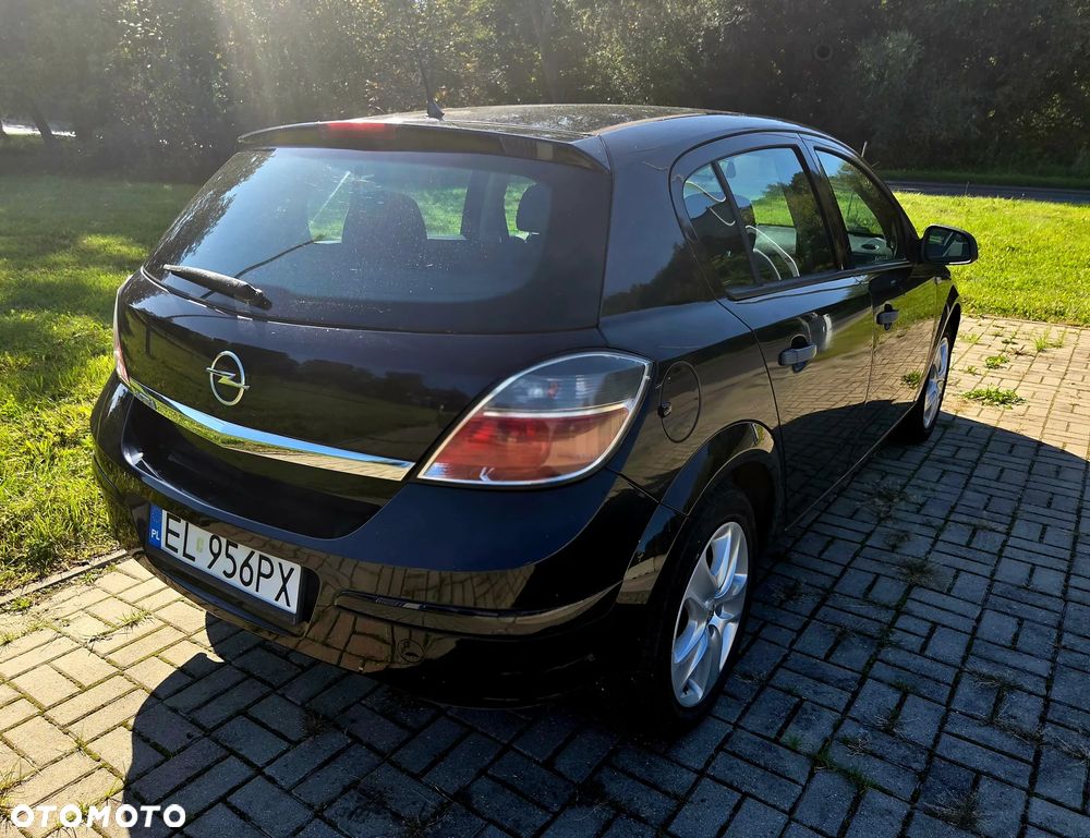 Opel Astra 1.6 Enjoy - 7