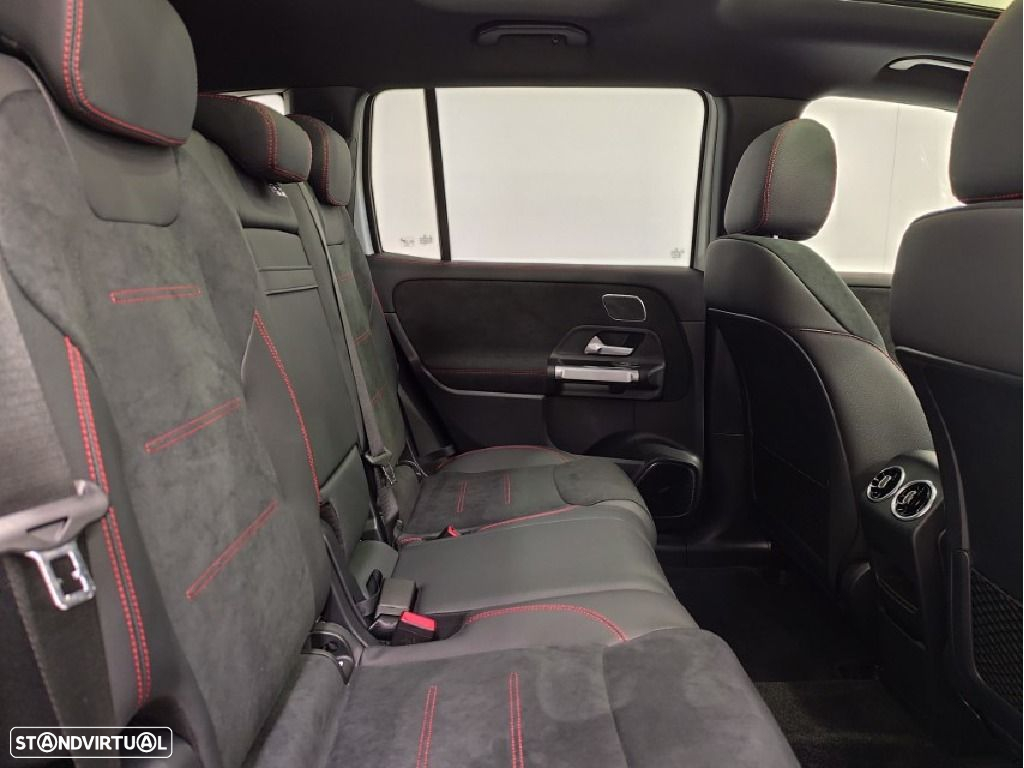 Mercedes-Benz EQB 250 AMG Line - 17