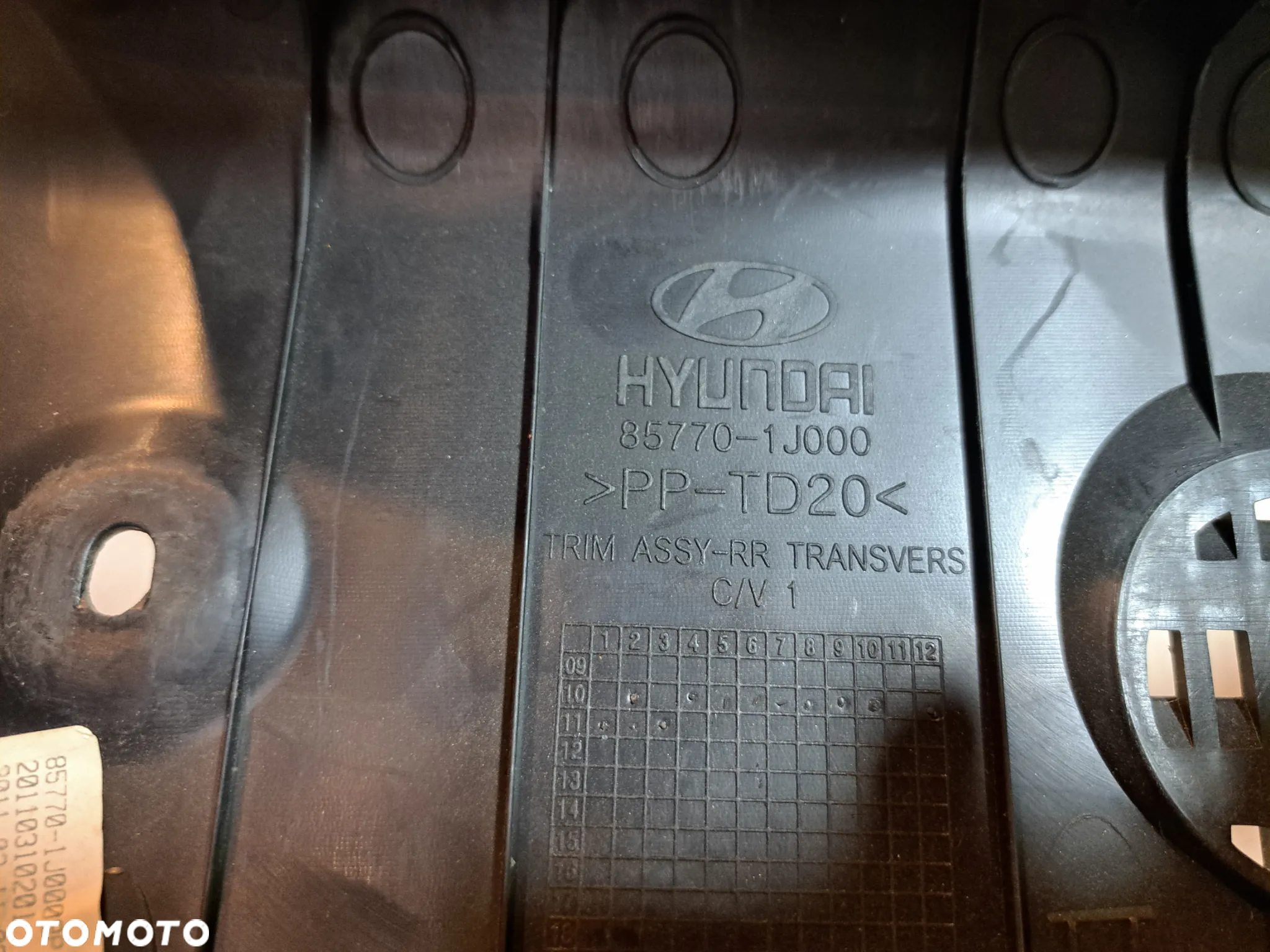 OSŁONA PASA TYŁ HYUNDAI I20 I 08- 85770-1J000 - 3