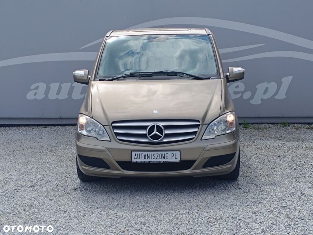 Mercedes-Benz Viano - 11