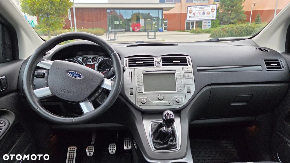 Ford Kuga 2.0 TDCi 4x4 Titanium - 23