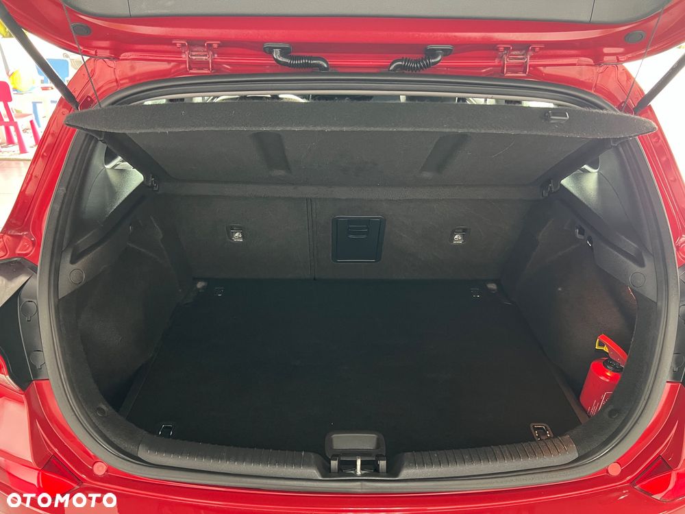 Hyundai i30 - 32