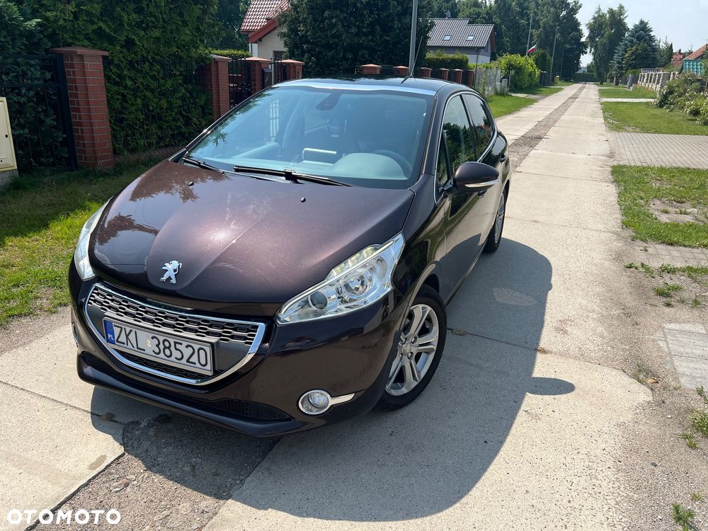 Peugeot 208 1.4 VTi Allure - 1