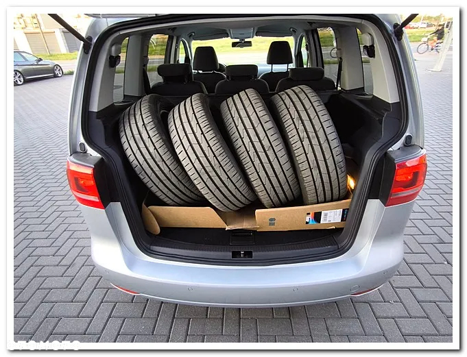 Volkswagen Touran 1.4 TSI Comfortline - 16