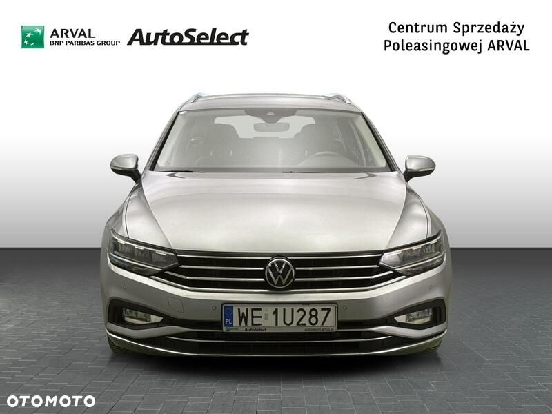 Volkswagen Passat - 9