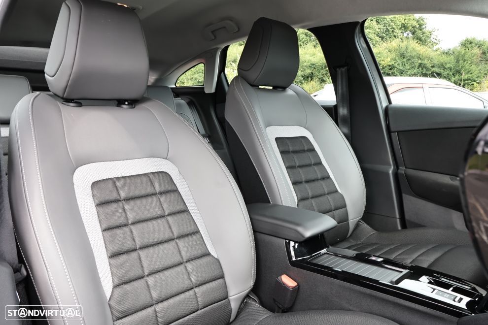 Citroën e-C4 50 kWh Plus - 12