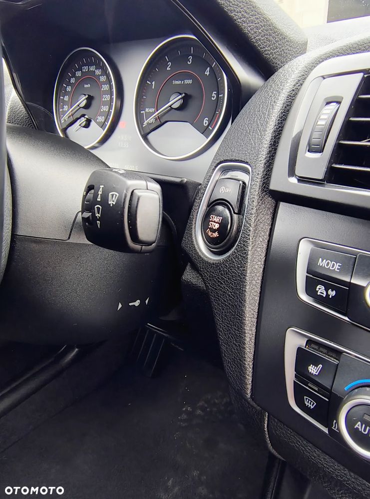 BMW Seria 1 120d Sport Line - 22