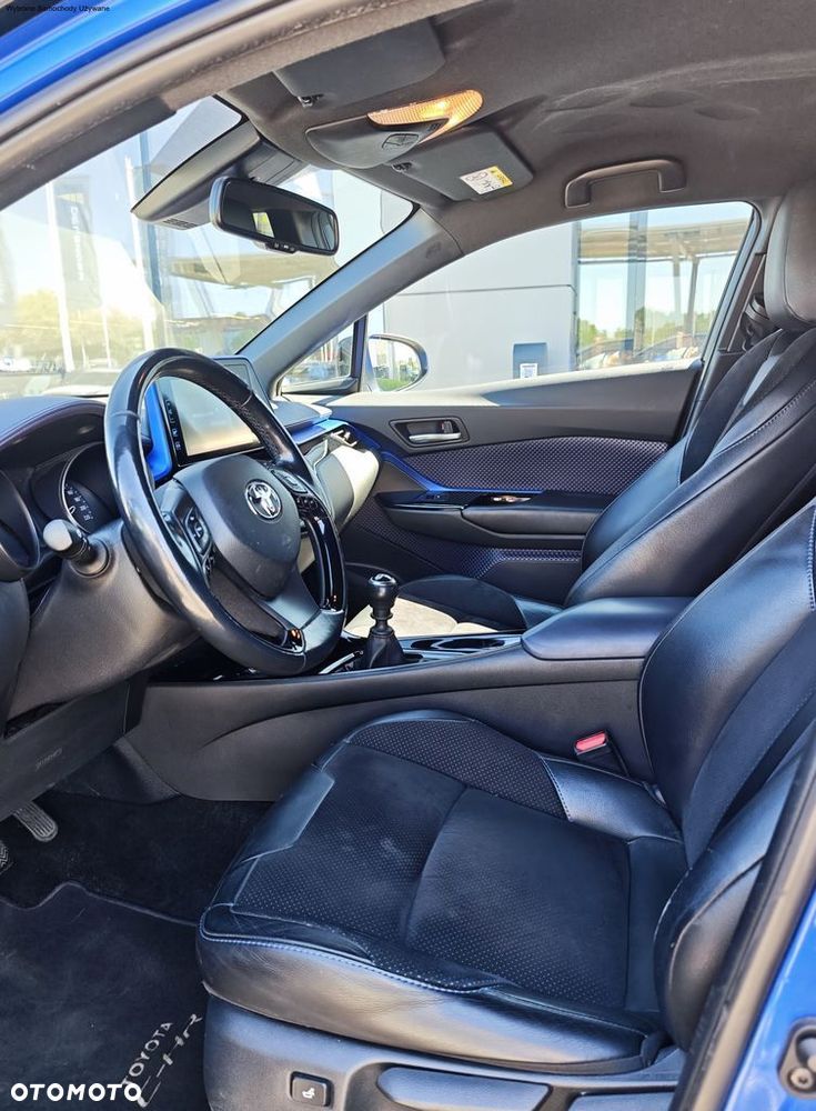 Toyota C-HR 1.2 T Dynamic - 4