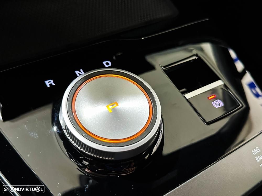 MG MG4 64 kWh XPower Luxury - 48