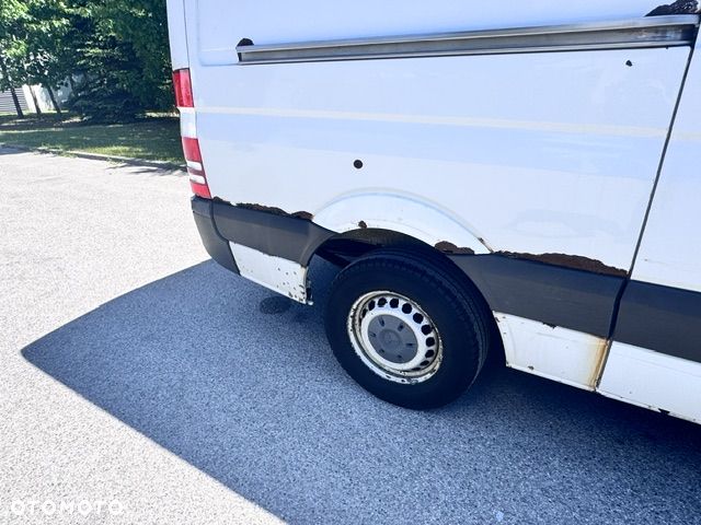 Mercedes-Benz Sprinter - 4