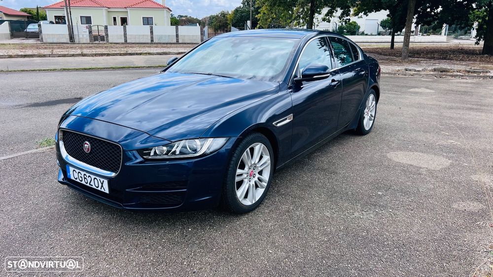 Jaguar XE - 5