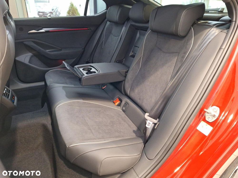 Skoda Superb 2.0 TSI 4x4 Sportline DSG - 36