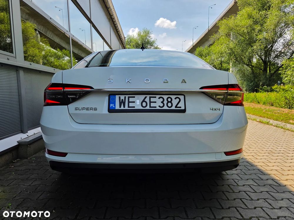 Skoda Superb 2.0 TDI SCR 4x4 Style DSG - 25