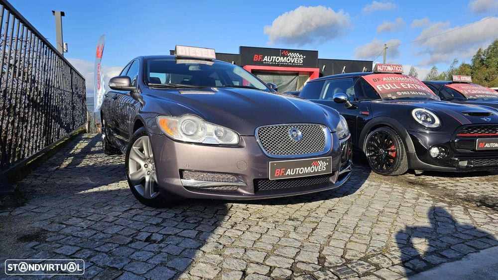 Jaguar XF 2.7 D V6 Premium Luxury - 10