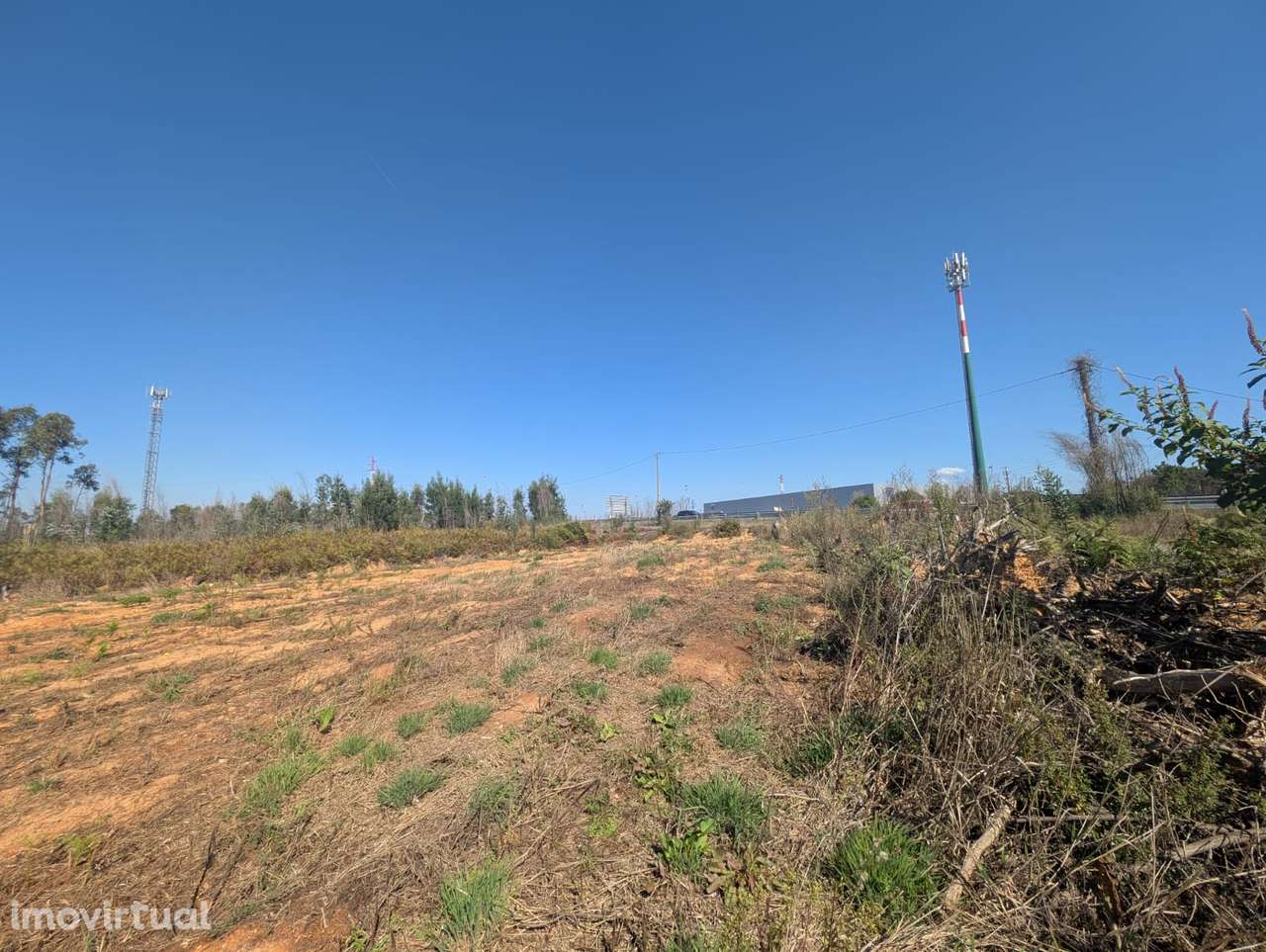 Terreno em Albergaria-a-Velha - Grande imagem: 3/6