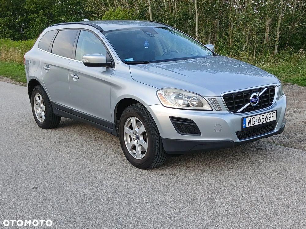 Volvo XC 60 D3 Momentum - 4