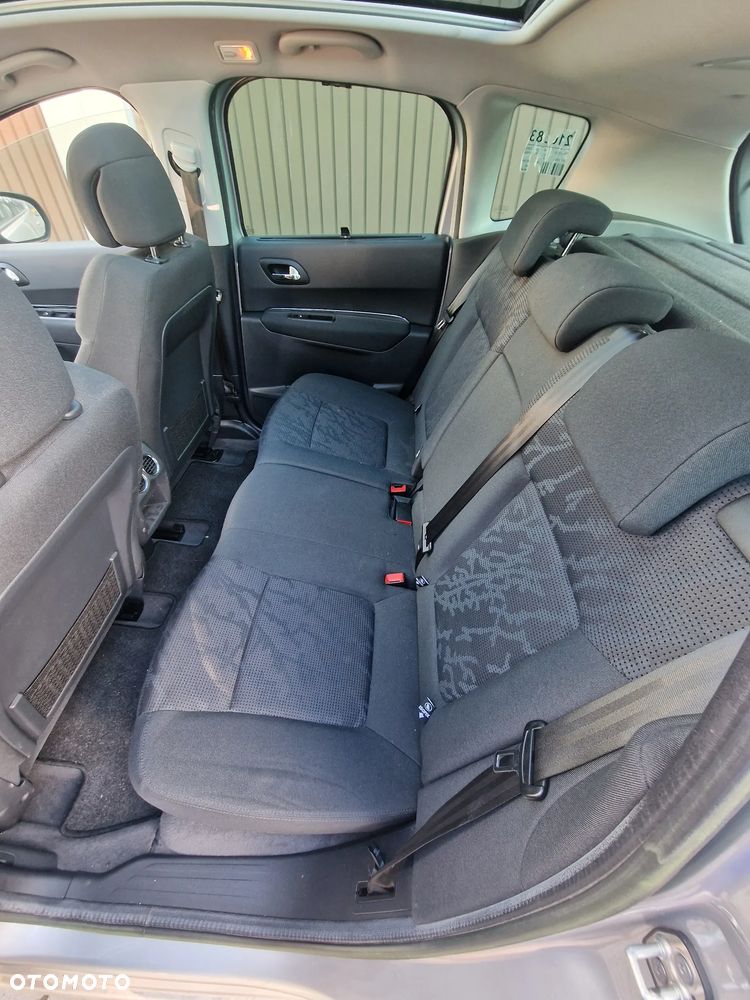 Peugeot 3008 - 17