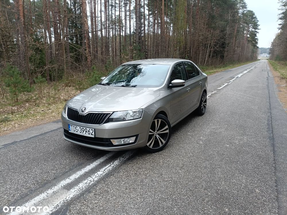 Skoda RAPID 1.2 TSI Active - 28