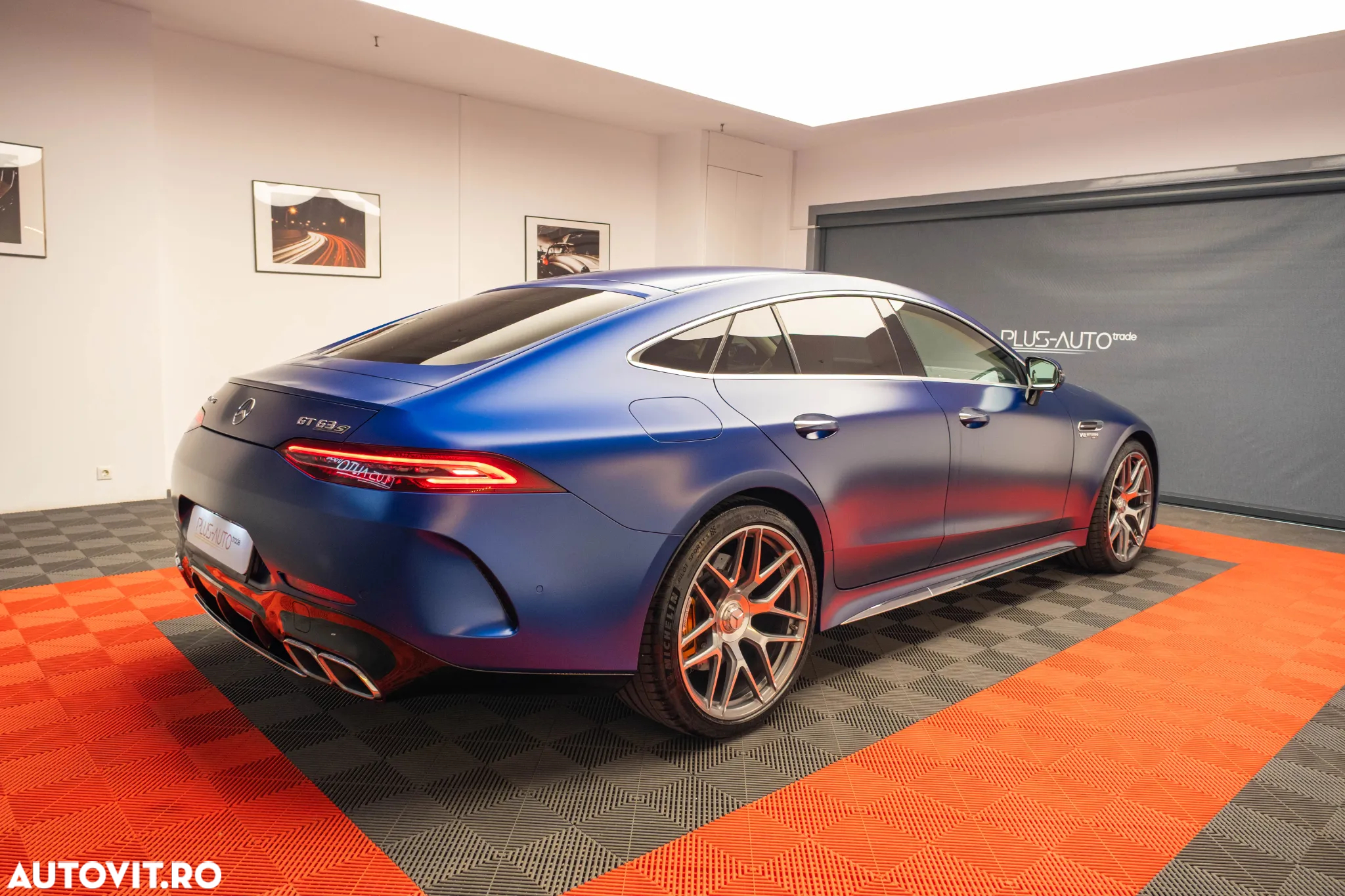 Mercedes-Benz AMG GT-S 63 4MATIC+ - 16