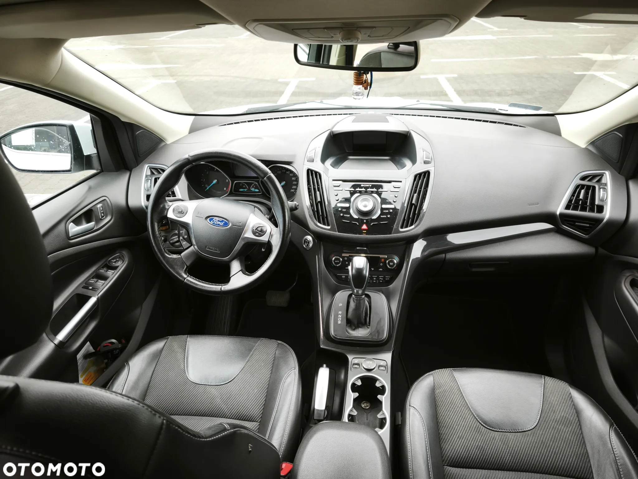 Ford Kuga 2.0 TDCi 4WD Titanium Plus - 12