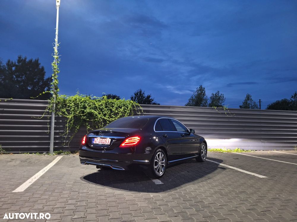 Mercedes-Benz C 220 (BlueTEC) d 7G-TRONIC Avantgarde - 18