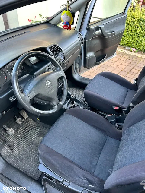 Opel Zafira 1.8 16V Elegance - 3