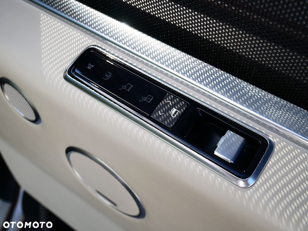 Land Rover Range Rover - 25