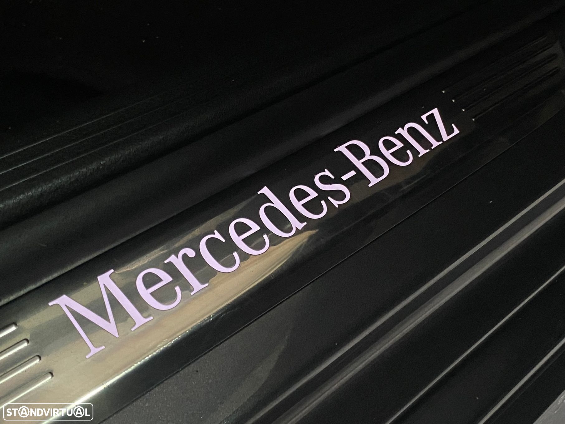 Mercedes-Benz E 300 de Avantgarde - 49