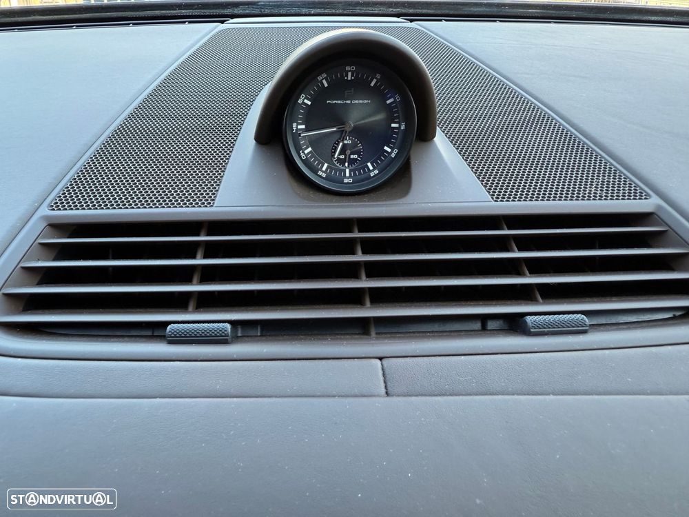 Porsche Panamera Sport Turismo 4 E-Hybrid - 31