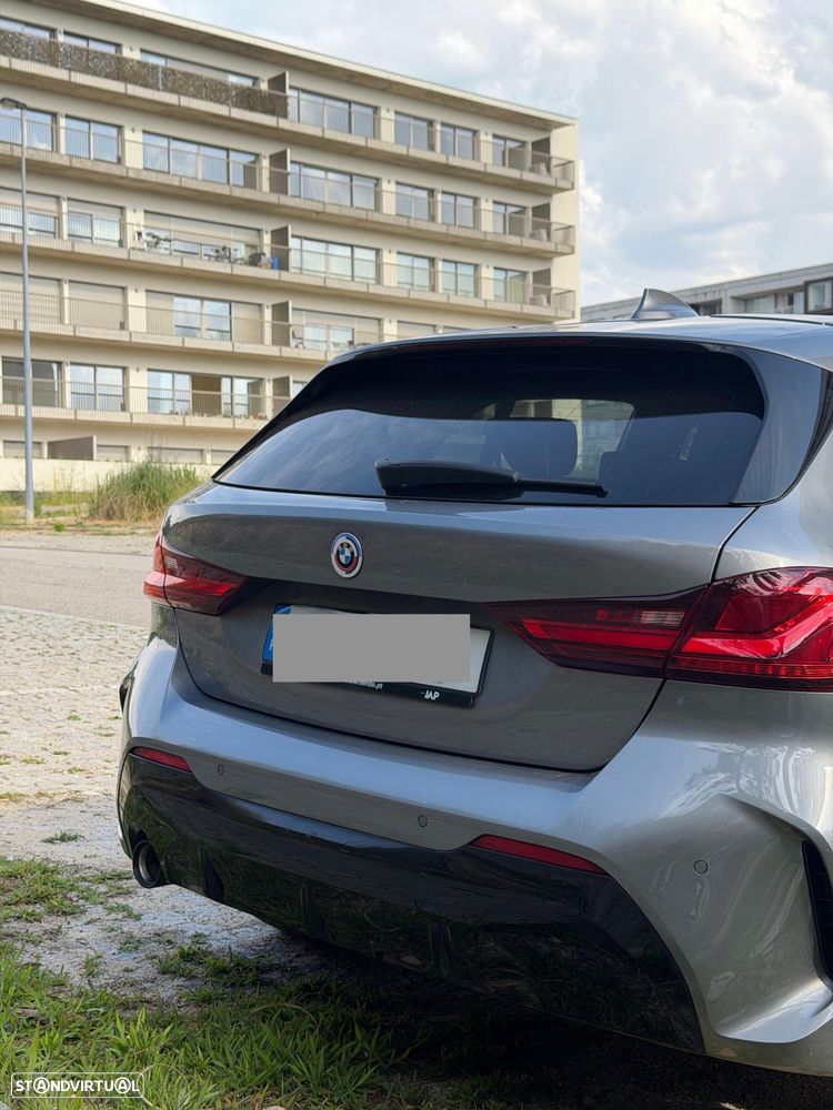 BMW 116 d Pack 50 anos M Auto - 3