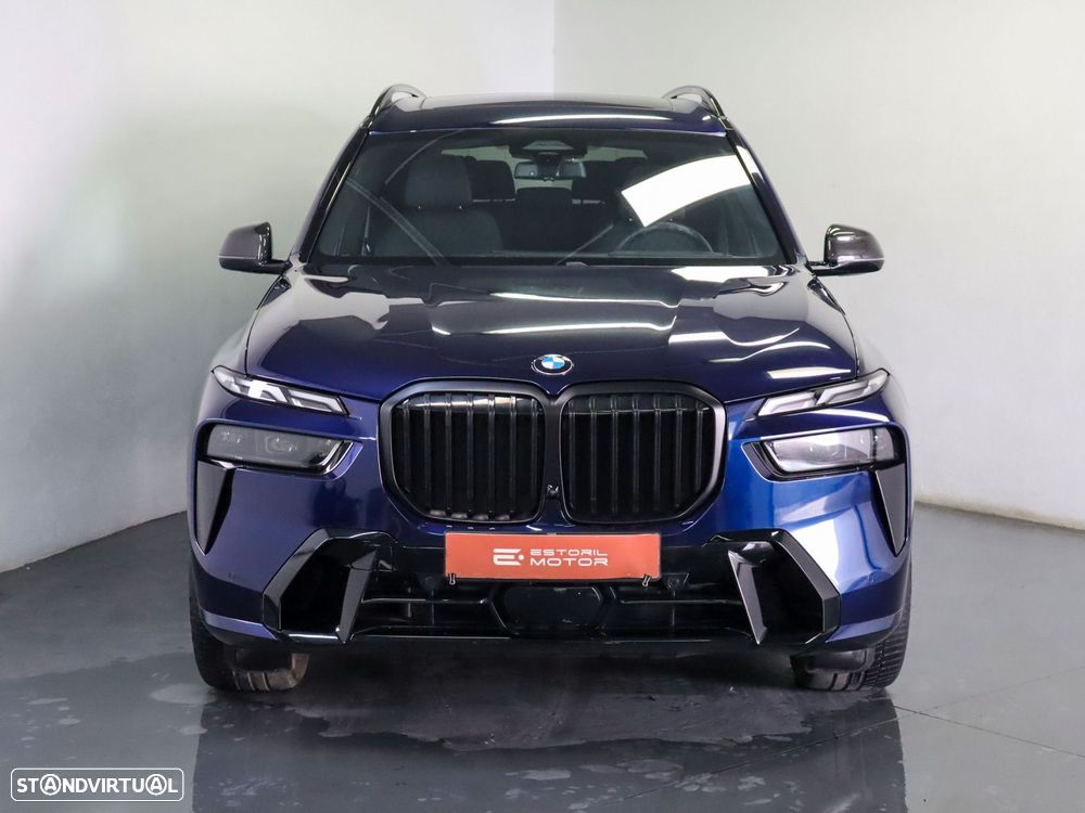 BMW X7 40 d xDrive Pack M Desportivo - 3