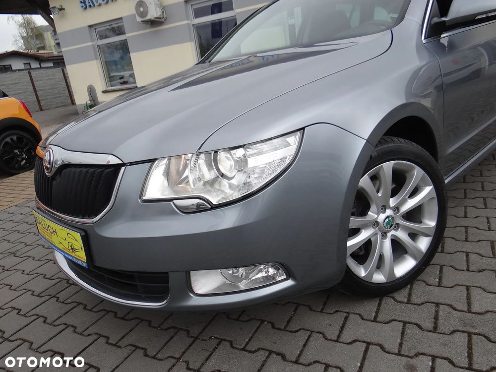 Skoda Superb 2.0 TDI DSG FAMILY - 2