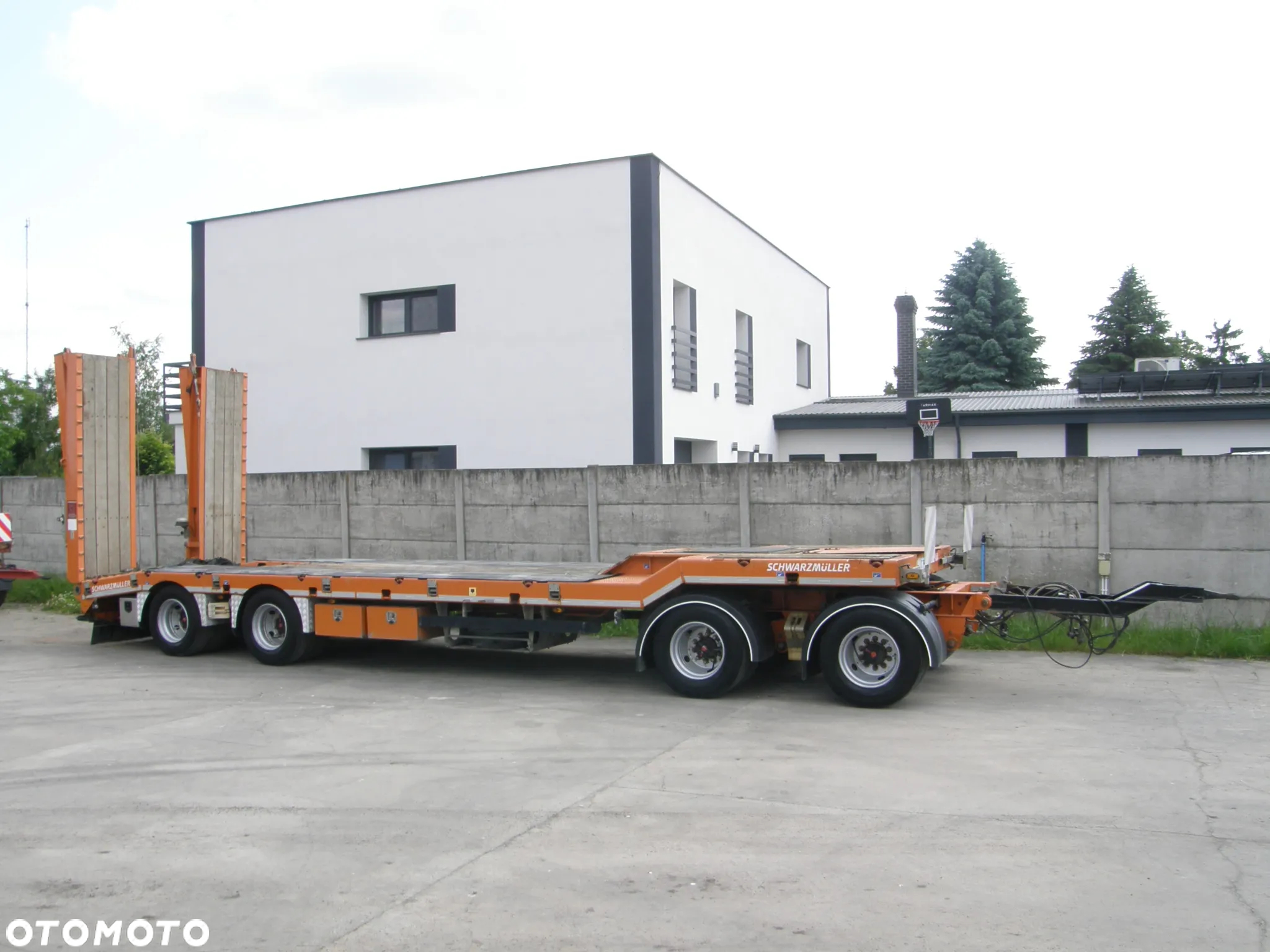 Schwarzmuller T4 2015 4 osiowa przyczepa niskopodwoziowa z Niemiec - 7
