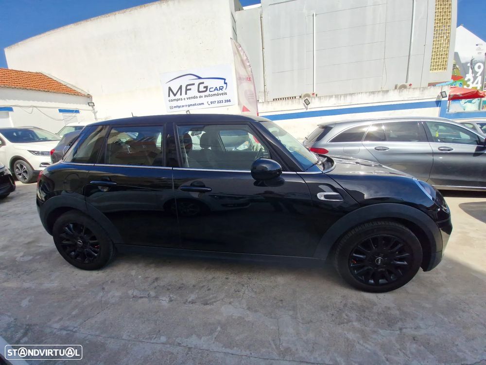 MINI 5 Portas Cooper D Seven - 13