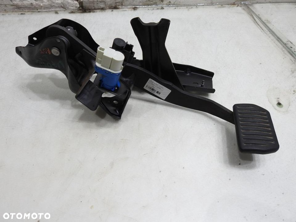 PEDAŁ HAMULCA AUTOMAT VOLVO V70 III 2.5 T 31202467 - 3