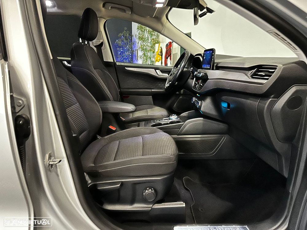 Ford Kuga 2.5 PHEV Titanium - 29