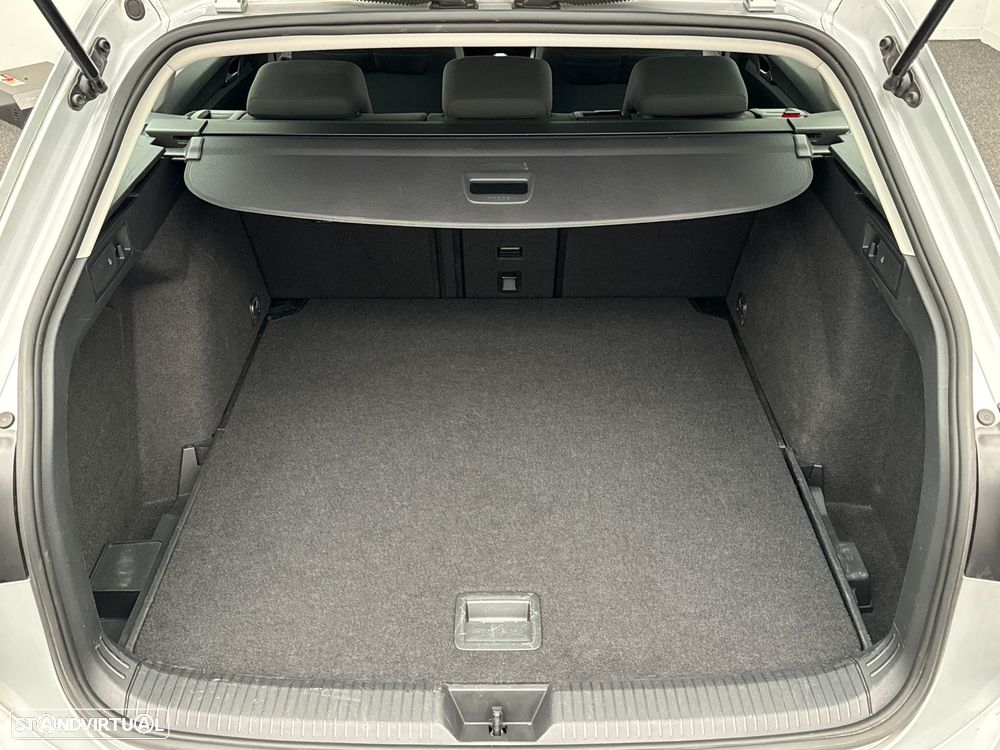 VW Golf 1.0 TSI BlueMotion Trendline - 10