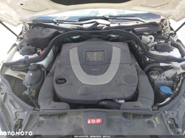Mercedes-Benz Klasa E 500 4Matic 7G-TRONIC Elegance - 13